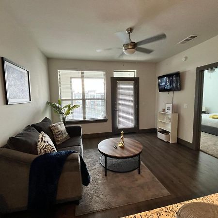 Comfy Abode Near Bush Airport Apartment Houston Exterior photo